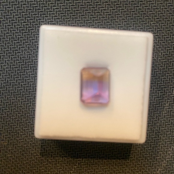 Loose Gem Stone - Picture 4 of 5